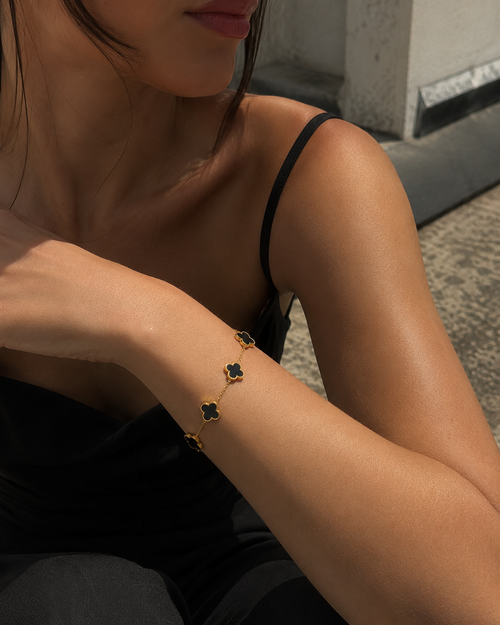 Black Clover Armband